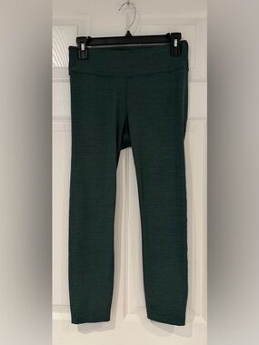 Outdoor Voices TechSweat Flex 7/8 Length Leggings Evergreen Size M